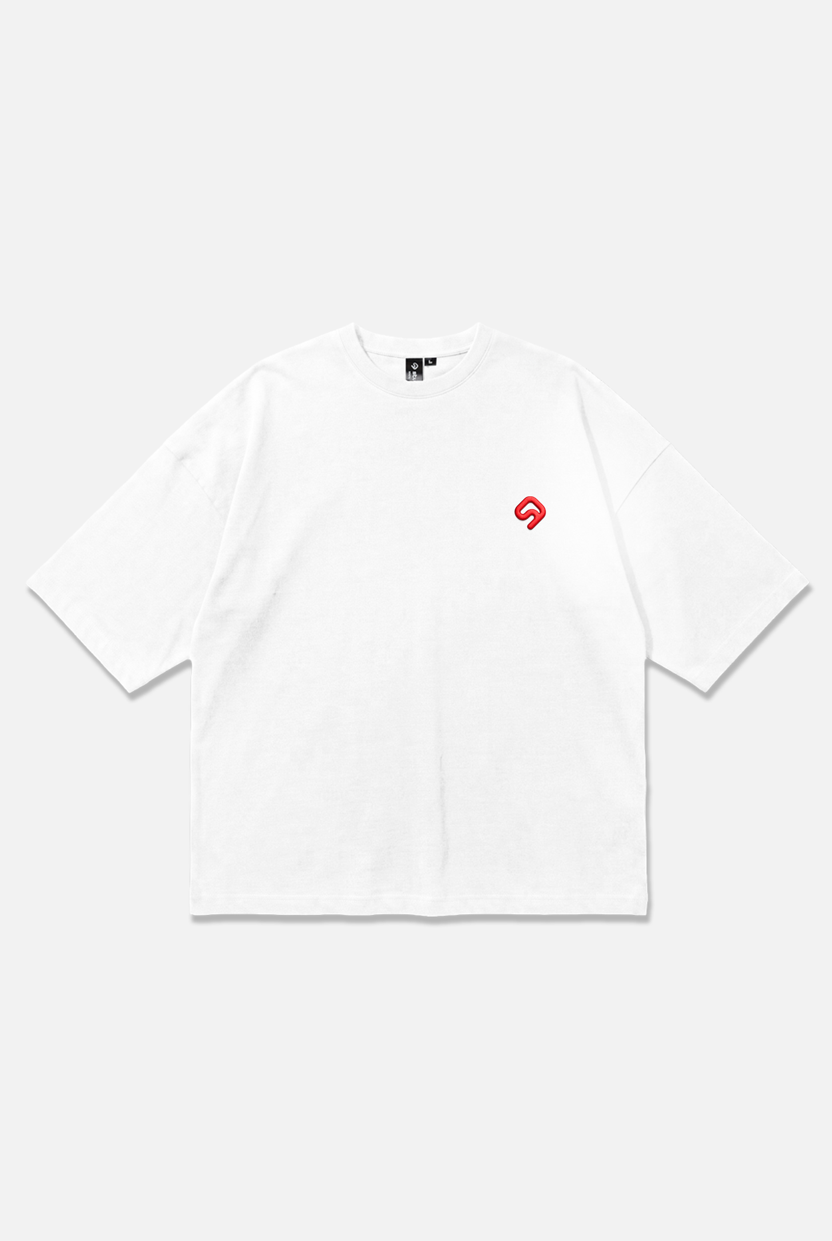 Core Tee white oversized organic cotton T-shirt with Oxide insignia – Studio Drop